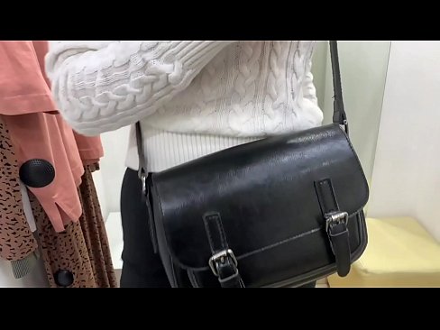 ❤️ אוננות פומבית של הכלבה הצעירה פרלברי עם דילדו בחדר המתאים ️ סרטון סקס ב-iw.porno-filmy.ru ❌❤